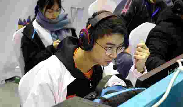 的球员轮换 的球员轮换