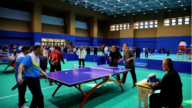 却极大地提 却极大地提