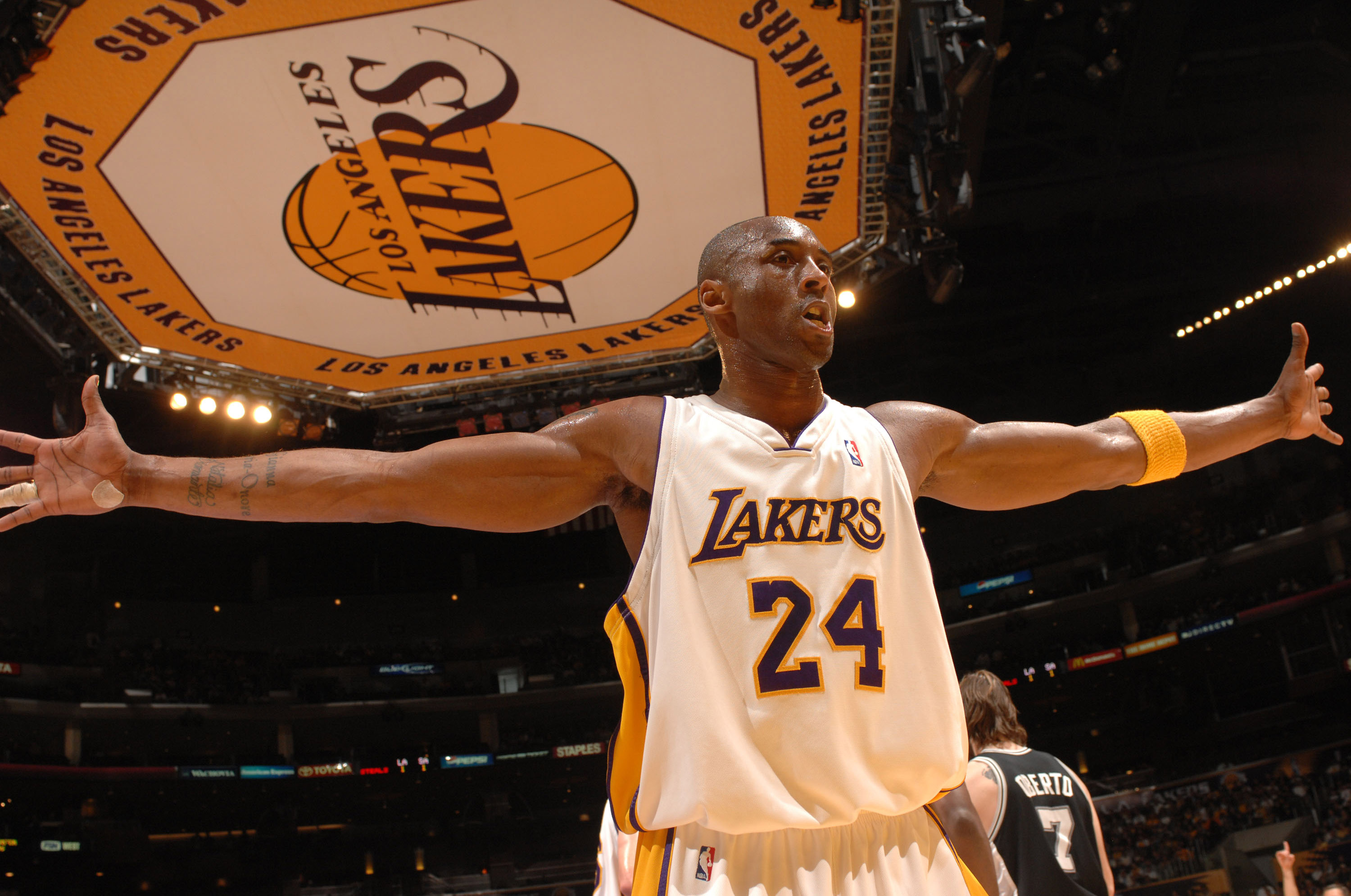 复出后的他 复出后的他